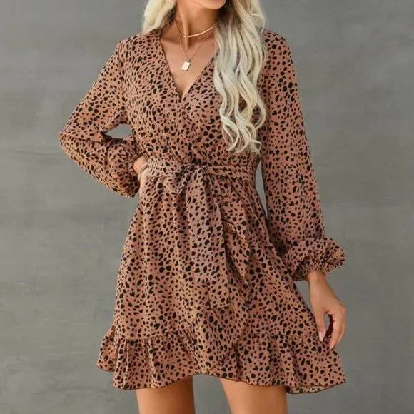 Dalmatian print ruffle hem wrap belted dress - Picture 4 of 7
